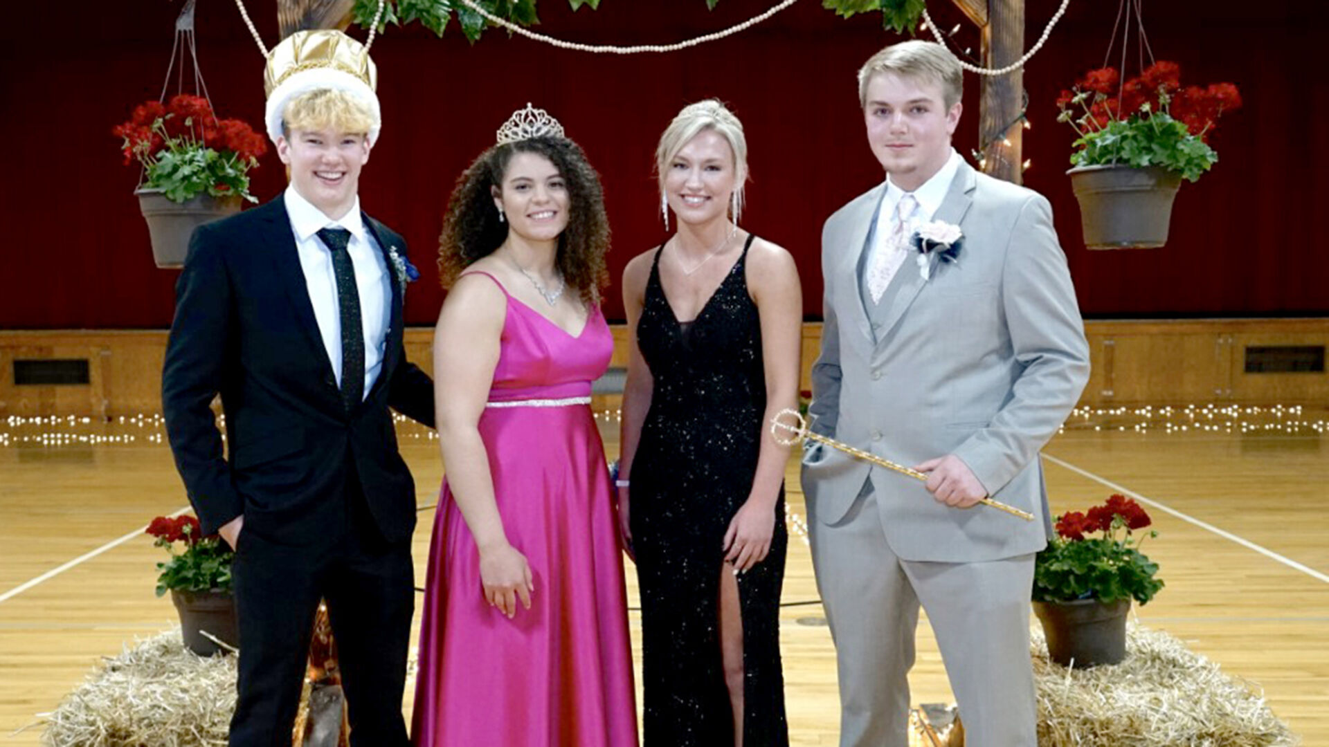 PHOTO: Ar-We-Va Prom Royalty Seniors